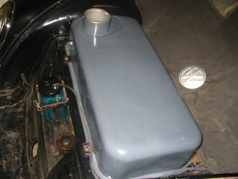 54 beetle fuel tank.jpg, 102.51 kb, 800 x 600