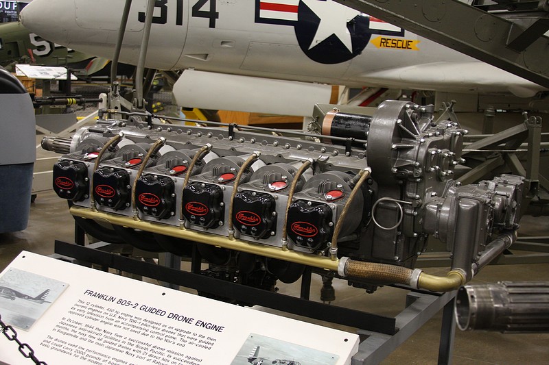 new_england_air_museum_085.jpg, 136.73 kb, 800 x 533