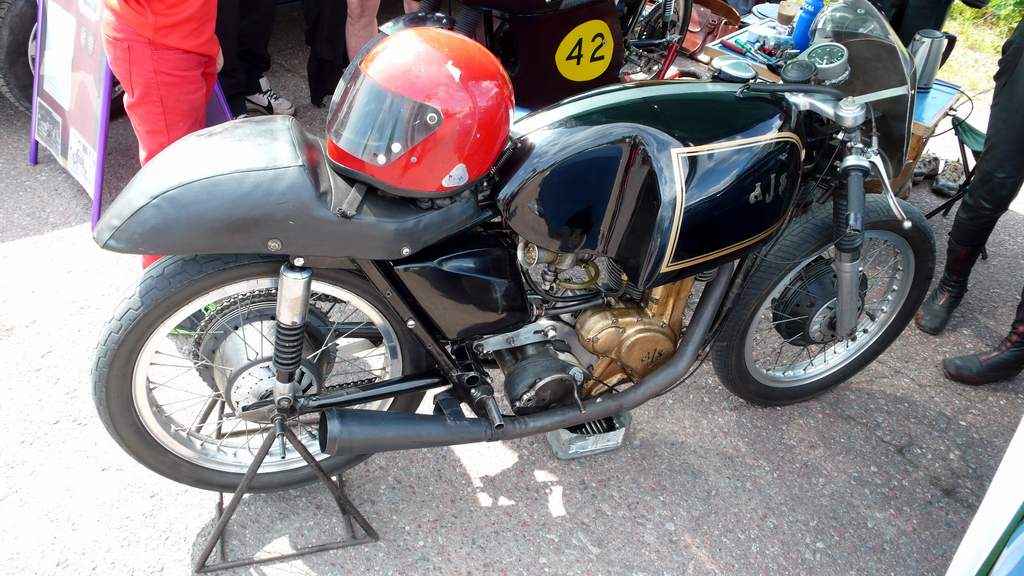 P1010603crop.JPG, 102.86 kb, 1024 x 576