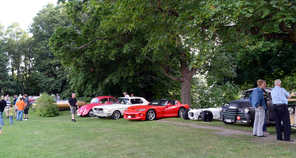 DSC_0228crop.JPG, 117.65 kb, 1019 x 544