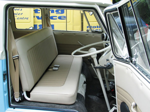 vw-T1-front-seat-belts.jpg, 71.28 kb, 600 x 450