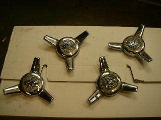 CRAGAR SPINNERS.JPG, 35.85 kb, 320 x 240