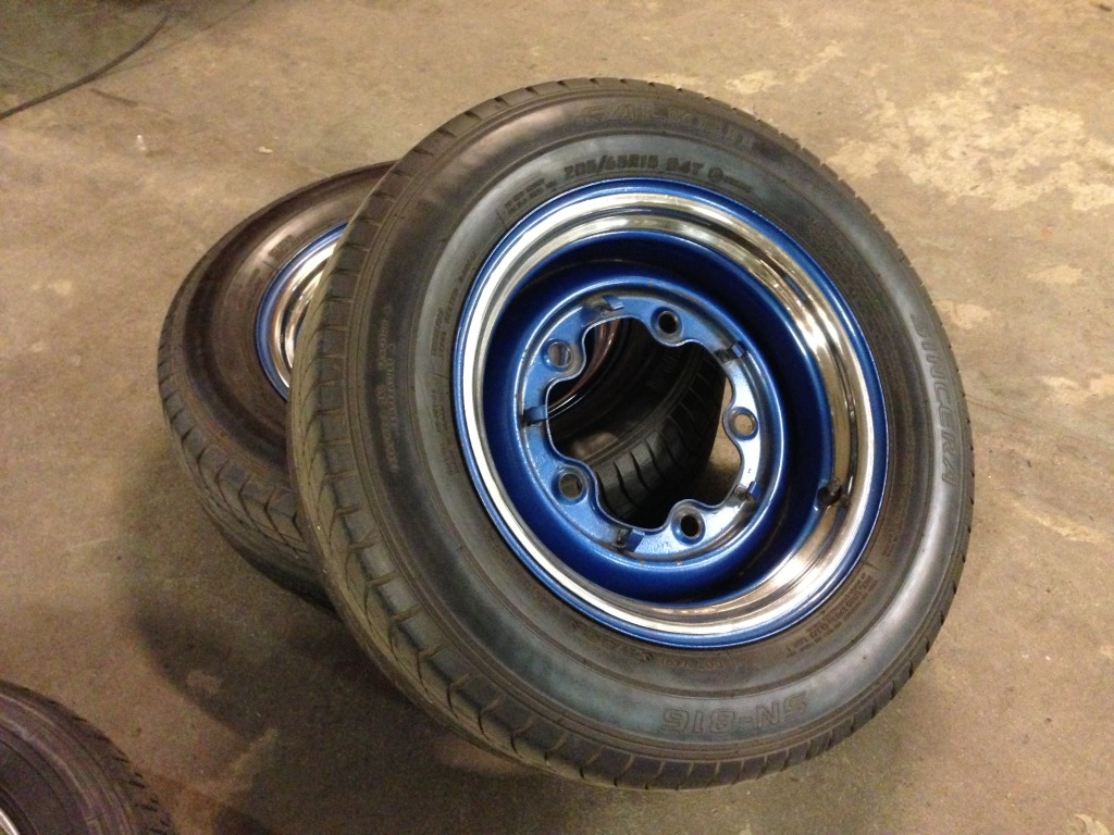 6tum_fälgar_205-65-15_snobbringar_800kr.JPG, 228.8 kb, 1024 x 768