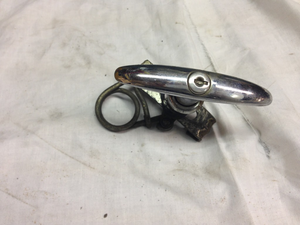 Handtag_52-64_150kr.JPG, 124.17 kb, 1024 x 768