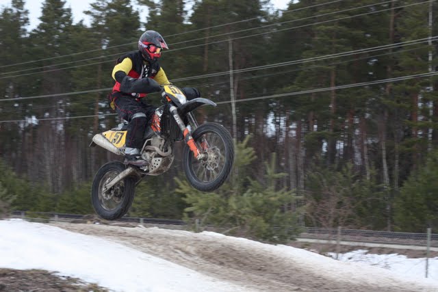 O2011E~1.JPG, 61.6 kb, 640 x 427