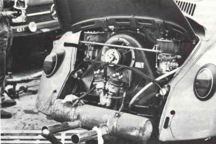 kaefer_porsche356_motor.jpg, 61.85 kb, 720 x 480