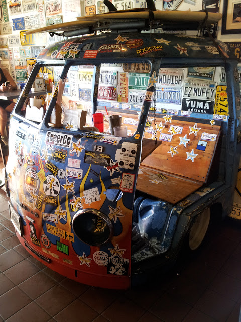 Hodad's in Ocean Beach, San Diego.jpg, 141.72 kb, 480 x 640