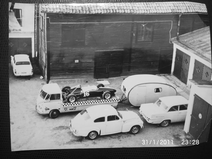 ronni Petersons förlängda vw pickis.jpg, 63.04 kb, 720 x 540