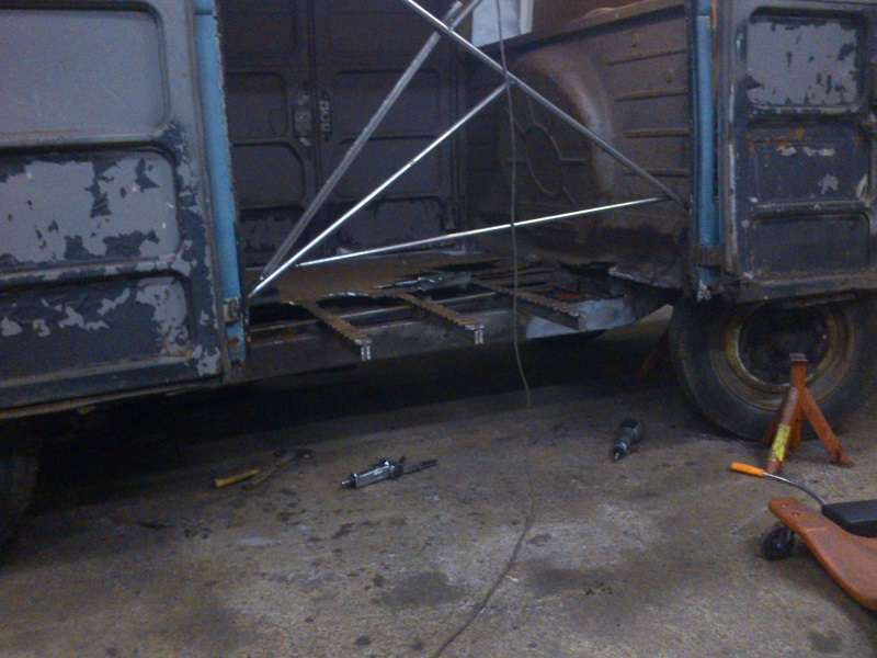 buss1.jpg, 157.14 kb, 800 x 600