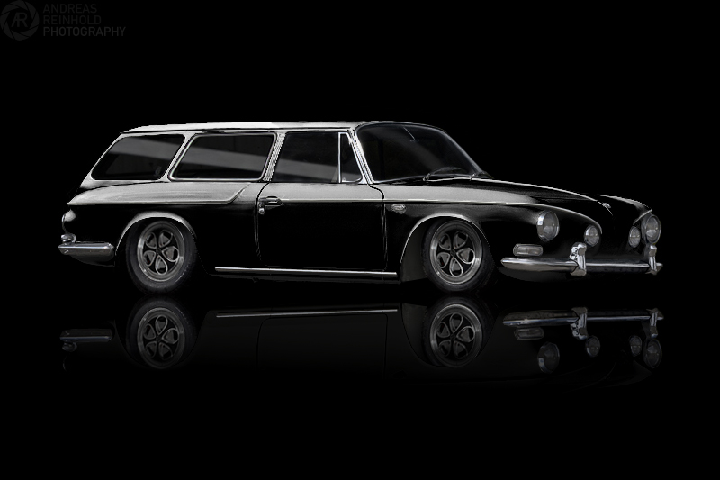 Kenny projekt 3 svart nya fälgar.jpg, 146.99 kb, 800 x 533