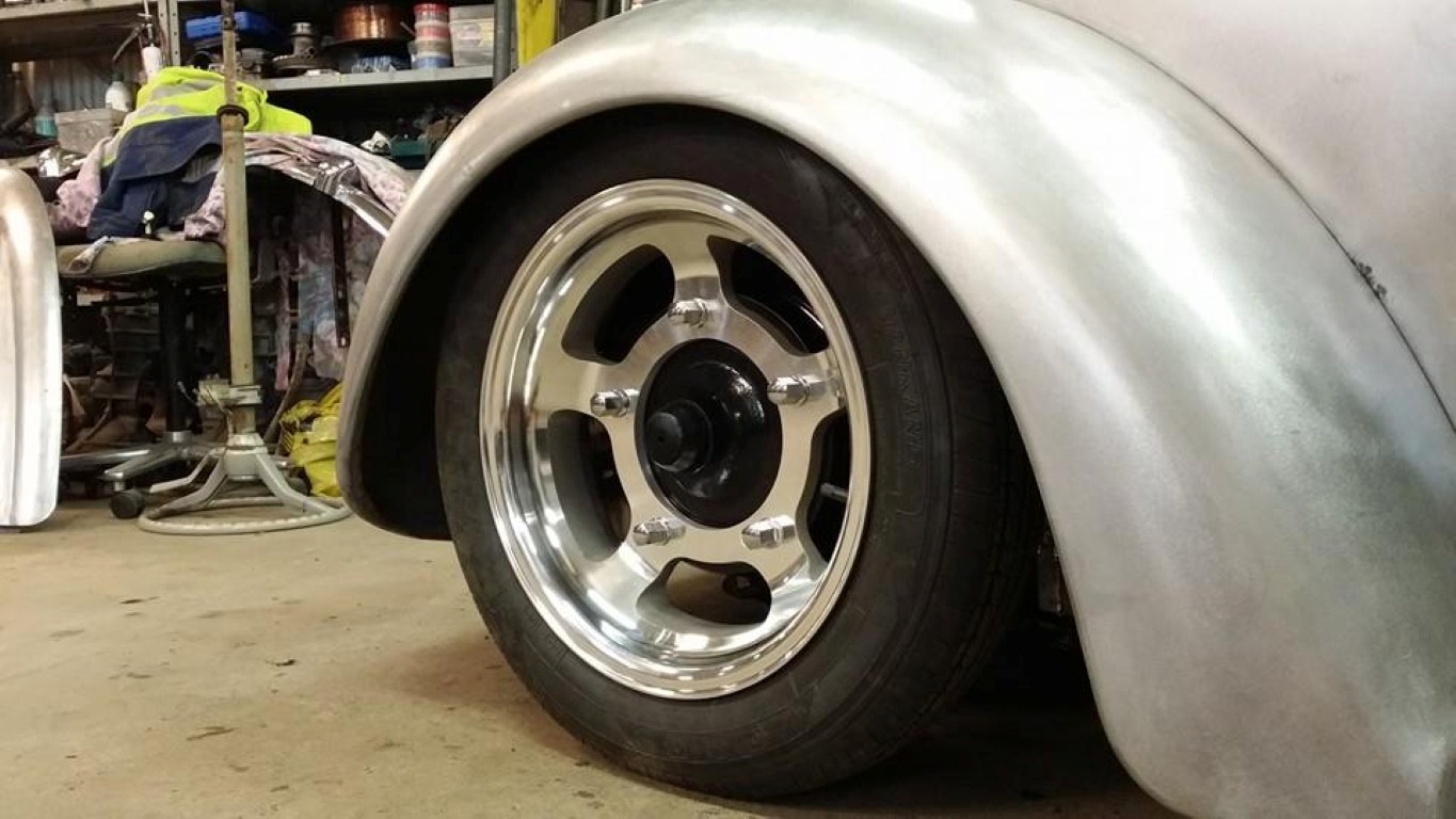 10338757_664623663574249_6581466808632796417_n (Medium).jpg, 179.39 kb, 1365 x 768