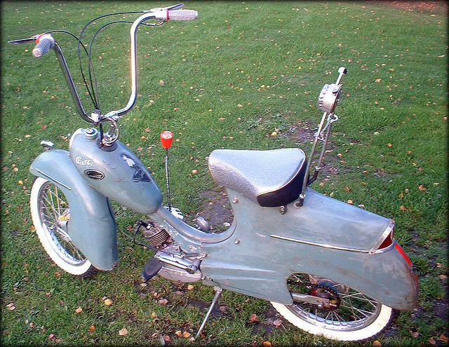 cresent 2000 1.jpg, 204.46 kb, 640 x 495