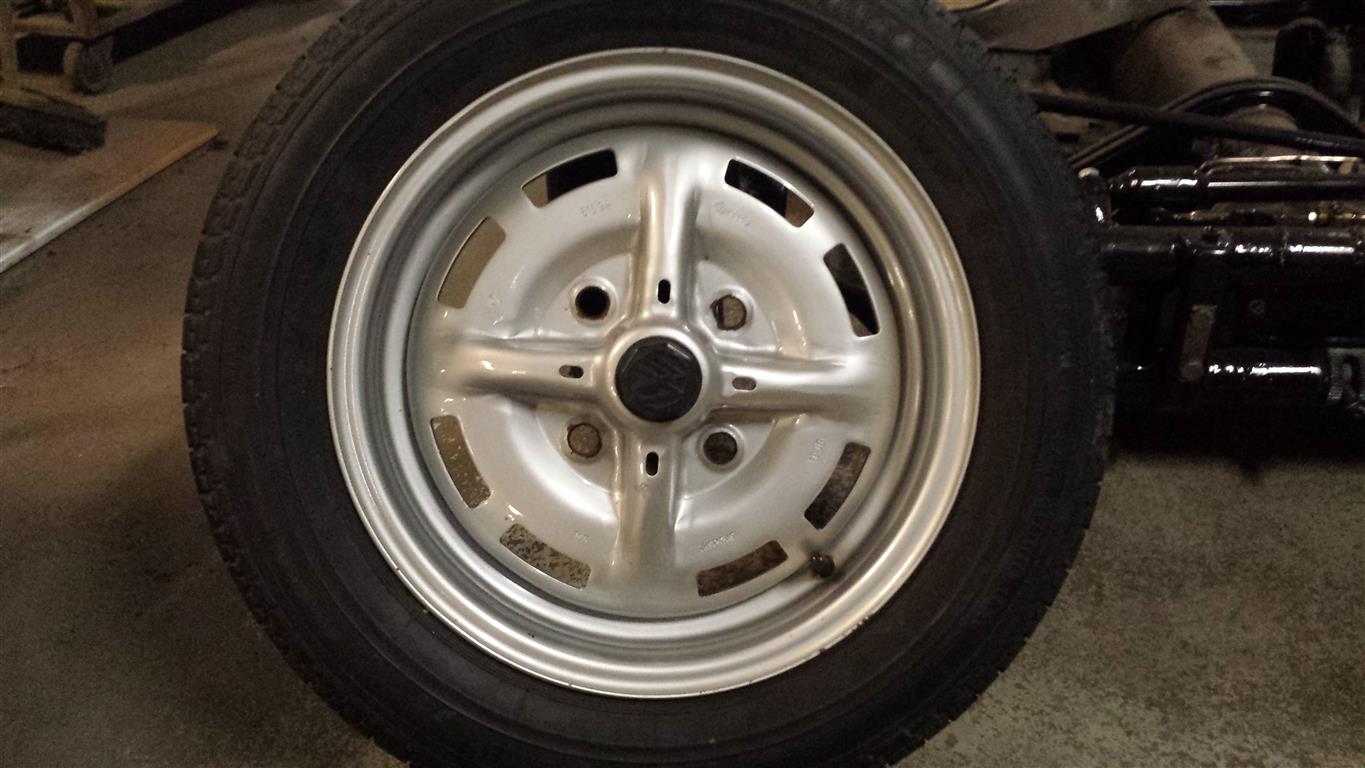 20140924_180646 (Medium).jpg, 146.65 kb, 1365 x 768