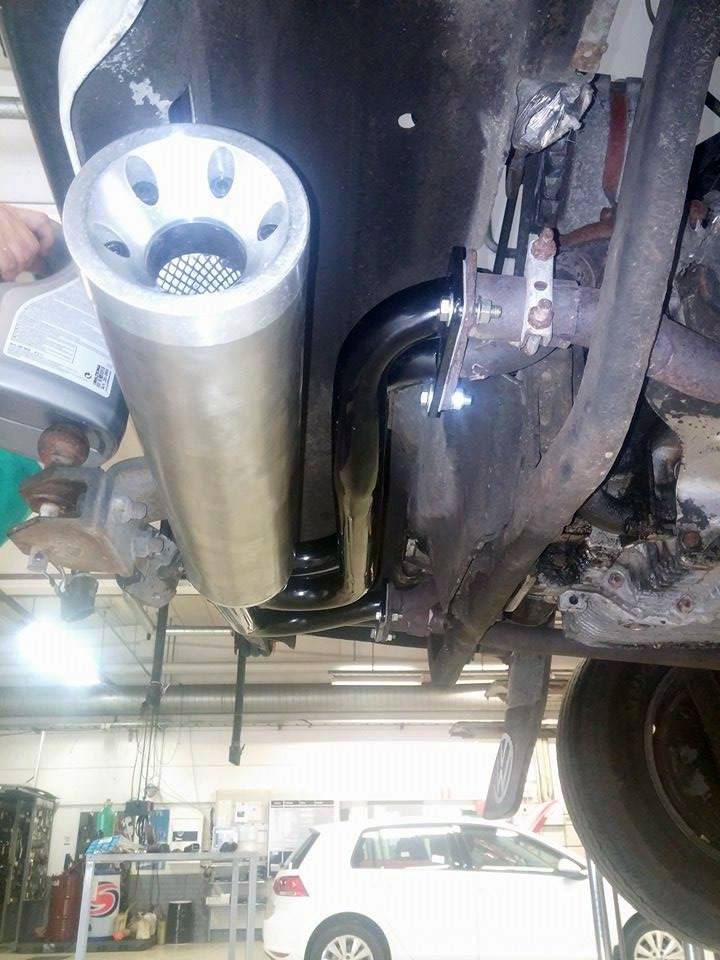 ljuddämpare på bil.jpg, 86.38 kb, 720 x 960