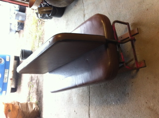 t1schulbussbank t1 001.jpg, 42.79 kb, 320 x 239