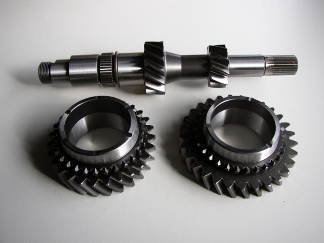 Late_113_002_1st_2nd_mainshaft.jpg, 38.72 kb, 640 x 481