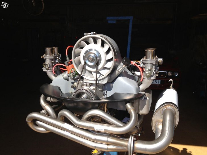 VW Bubbla Porsche motor.jpg, 61.46 kb, 728 x 546