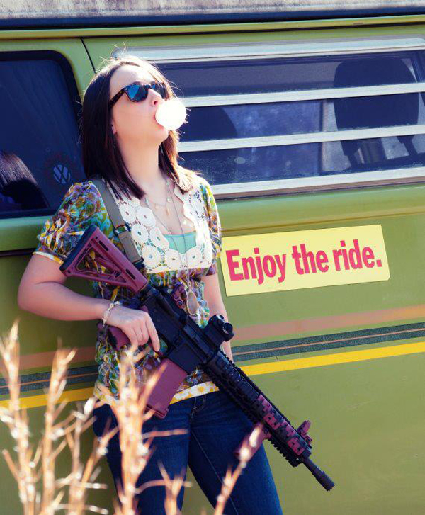 hot_sexy_girl_gun.jpg, 378.01 kb, 600 x 727