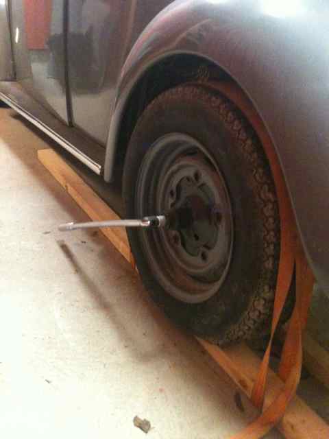 Kronmutterknep.jpg, 18.93 kb, 480 x 640