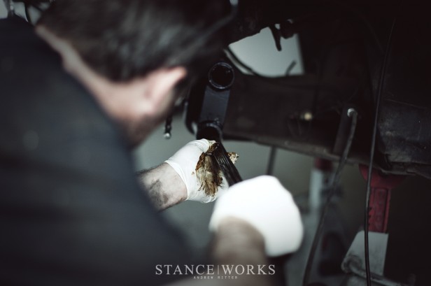 616x409-http---stancewords_stanceworks_netdna-cdn_com-wp-content-uploads-2015-05-type2detectives-torsion-bar-install.jpg, 30.23 kb, 616 x 409