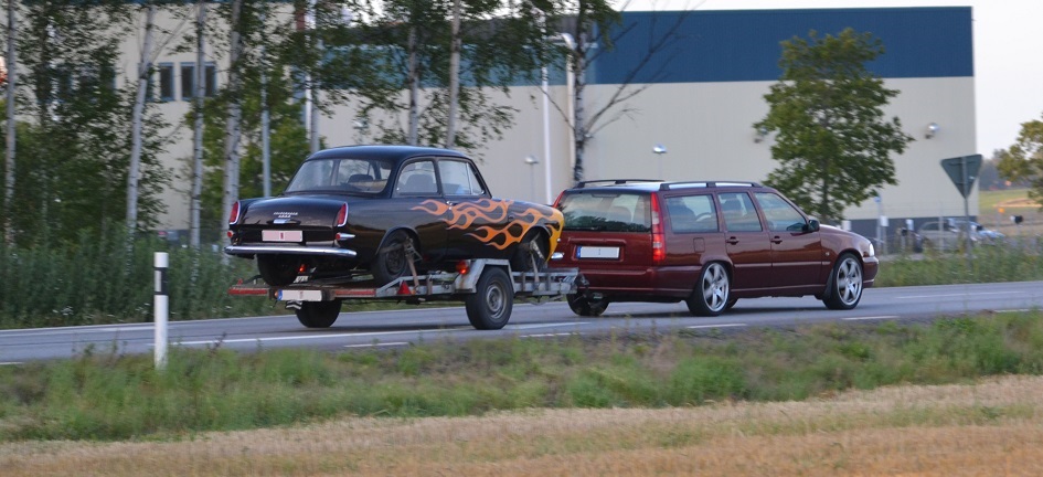 conny2.jpg, 197.96 kb, 945 x 432