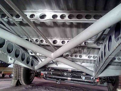 Leichtbau under.jpg, 57.35 kb, 400 x 300