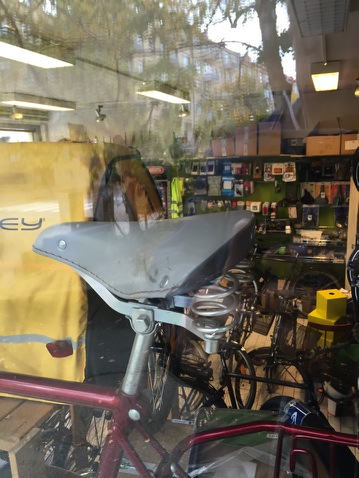 sadel.jpg, 70.19 kb, 359 x 478