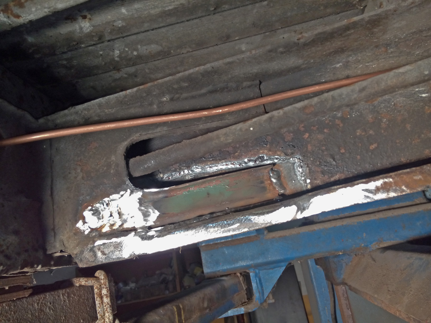 insida bak.jpg, 394.73 kb, 1500 x 1125