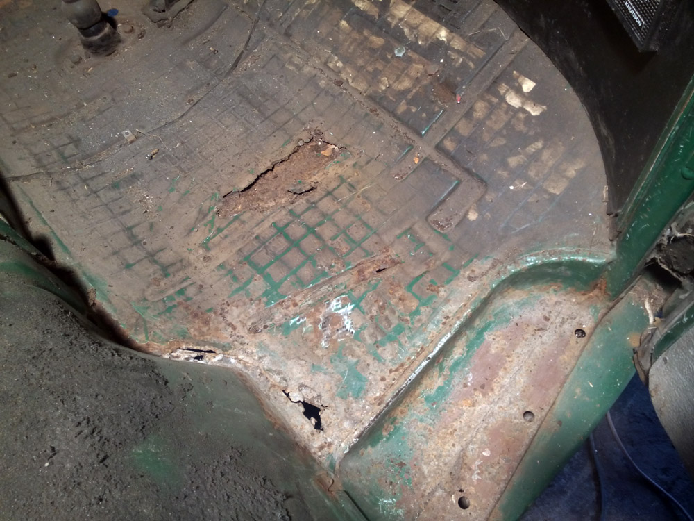 golv höger fram.jpg, 233.58 kb, 1000 x 750