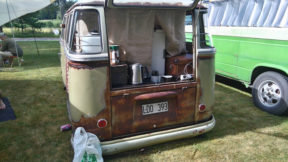 vwater2.jpg, 260.5 kb, 980 x 551