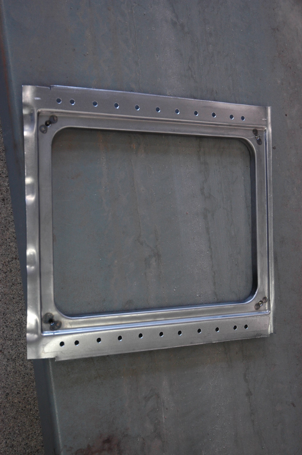 Titthål5.jpg, 463.57 kb, 1000 x 1504