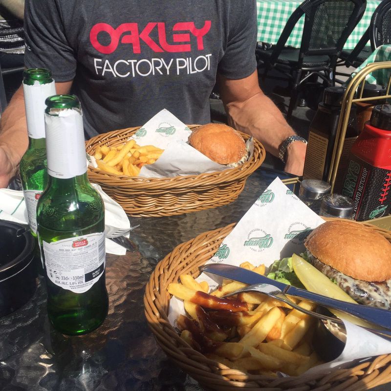 Lunch i stockholm.jpg, 152.3 kb, 800 x 800