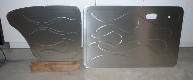 flame panels_m.jpg, 23.27 kb, 625 x 261