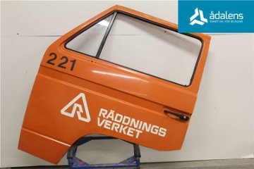 Vänster dörr fram.jpg, 24.44 kb, 360 x 240