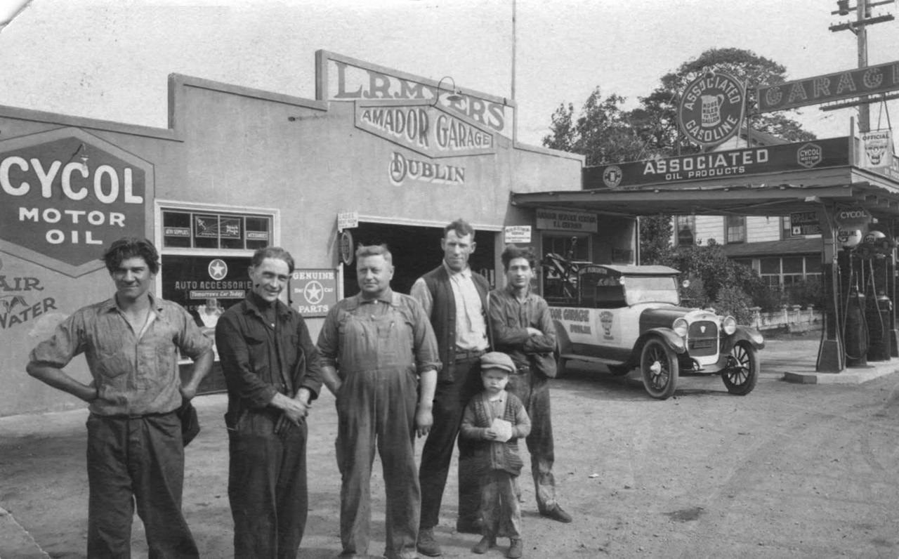 vintage garage tumblr_lxsynz6O5q1qj8evs.jpg, 223.71 kb, 1280 x 796