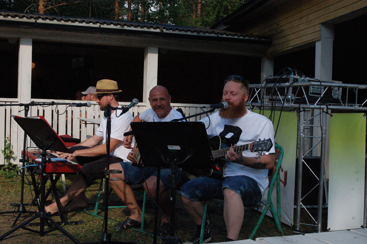 output_O7JjC2.gif, 1.43 mb, 1200 x 798