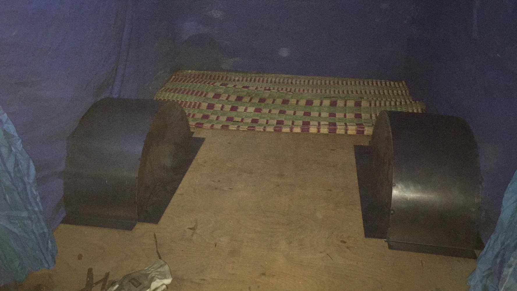 camper25.jpg, 149.29 kb, 1776 x 999