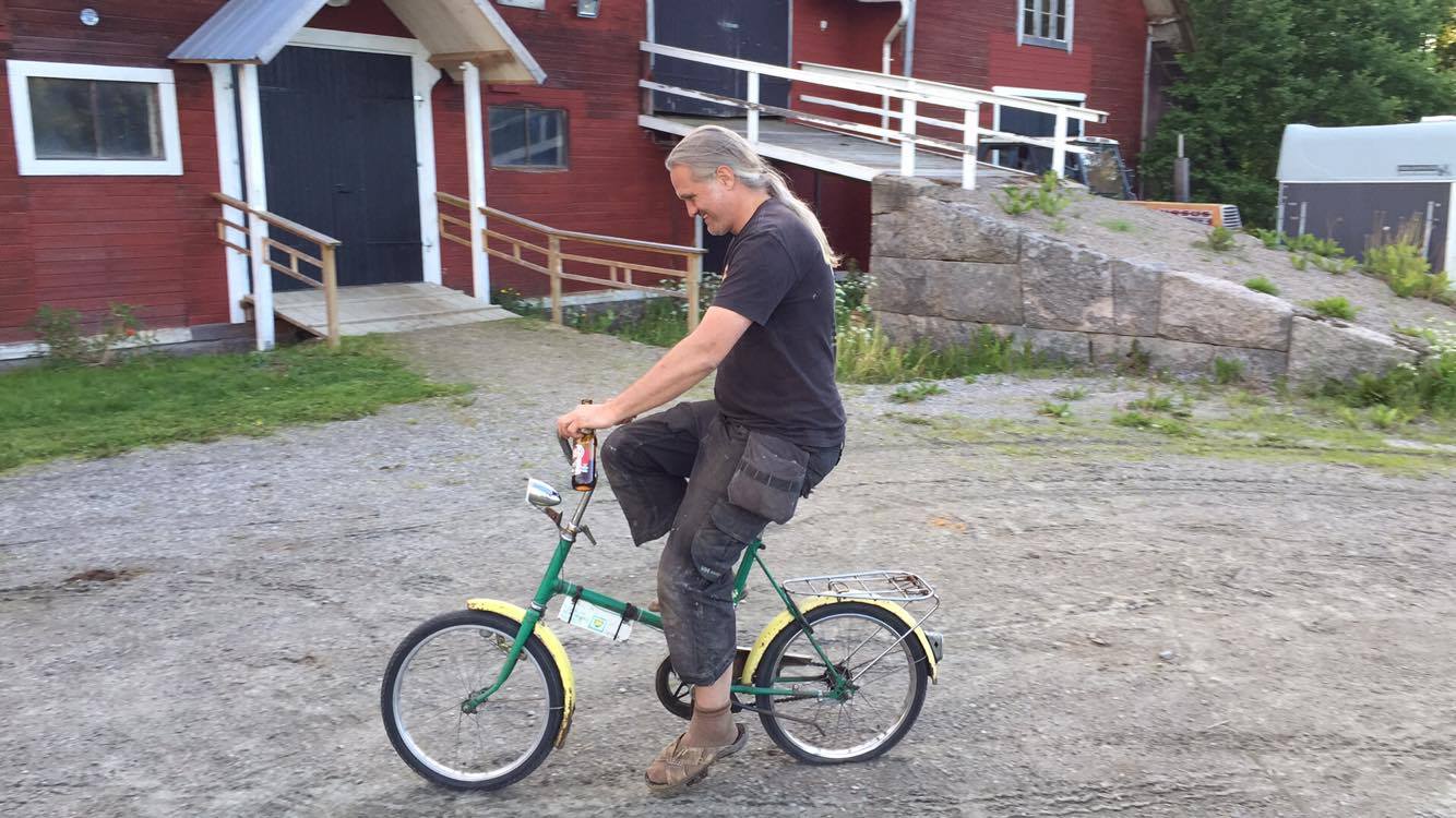 ufo.jpg, 164.28 kb, 1334 x 750