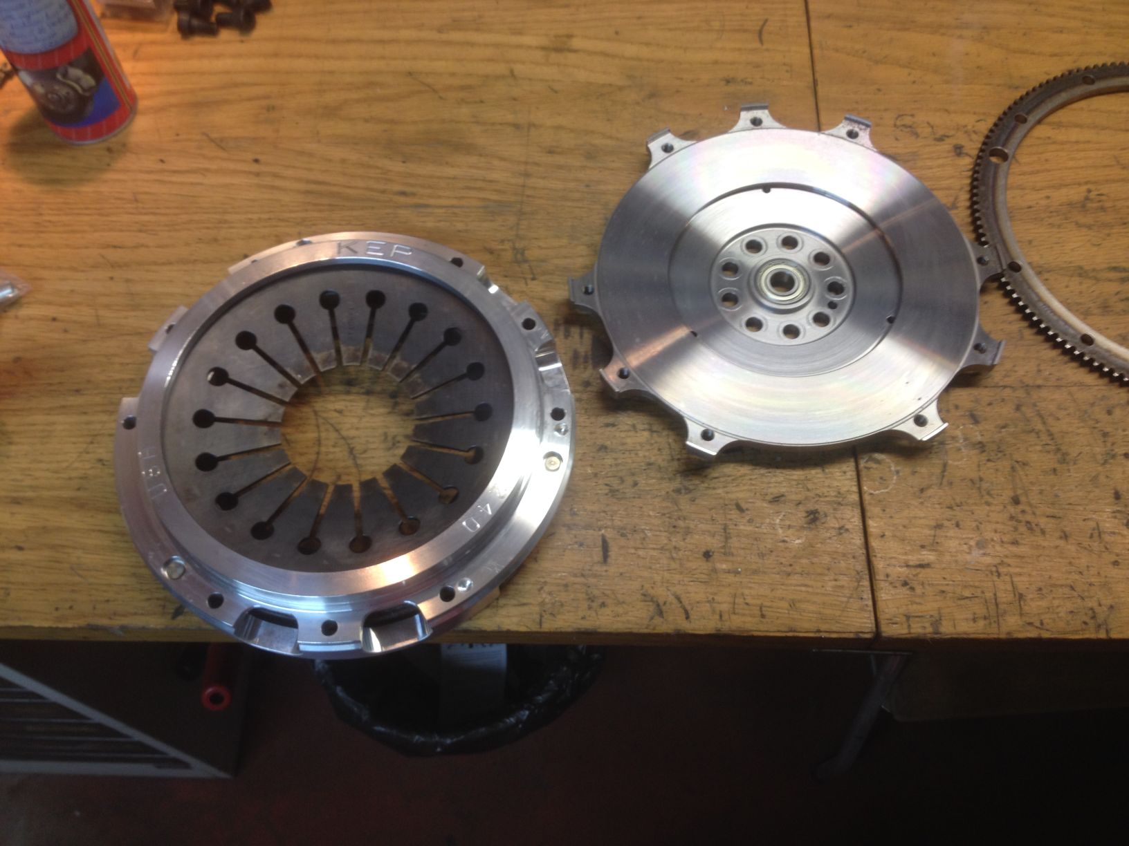 240 mm koppling + RSR svänghjul.jpg, 209.62 kb, 1632 x 1224