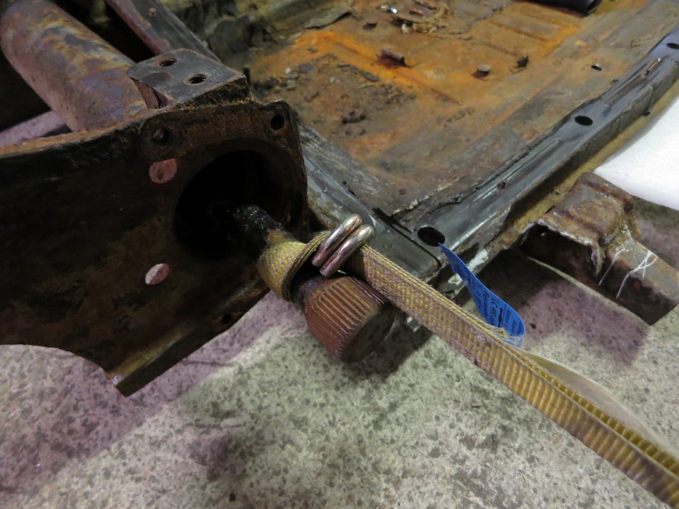 dra-ur-torsionstavar-vw-bubbla.JPG, 172.66 kb, 960 x 720