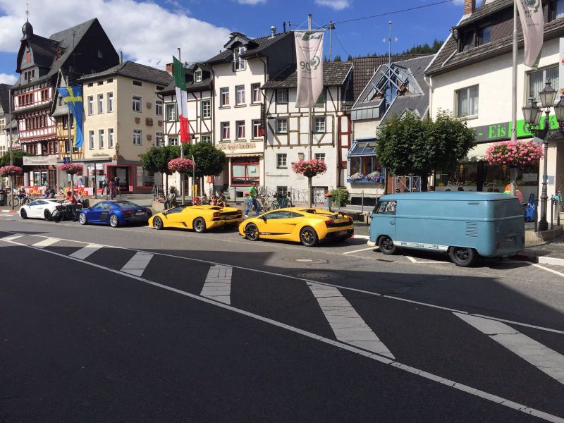 Adenau i gott sällskap.jpg, 115.08 kb, 800 x 600