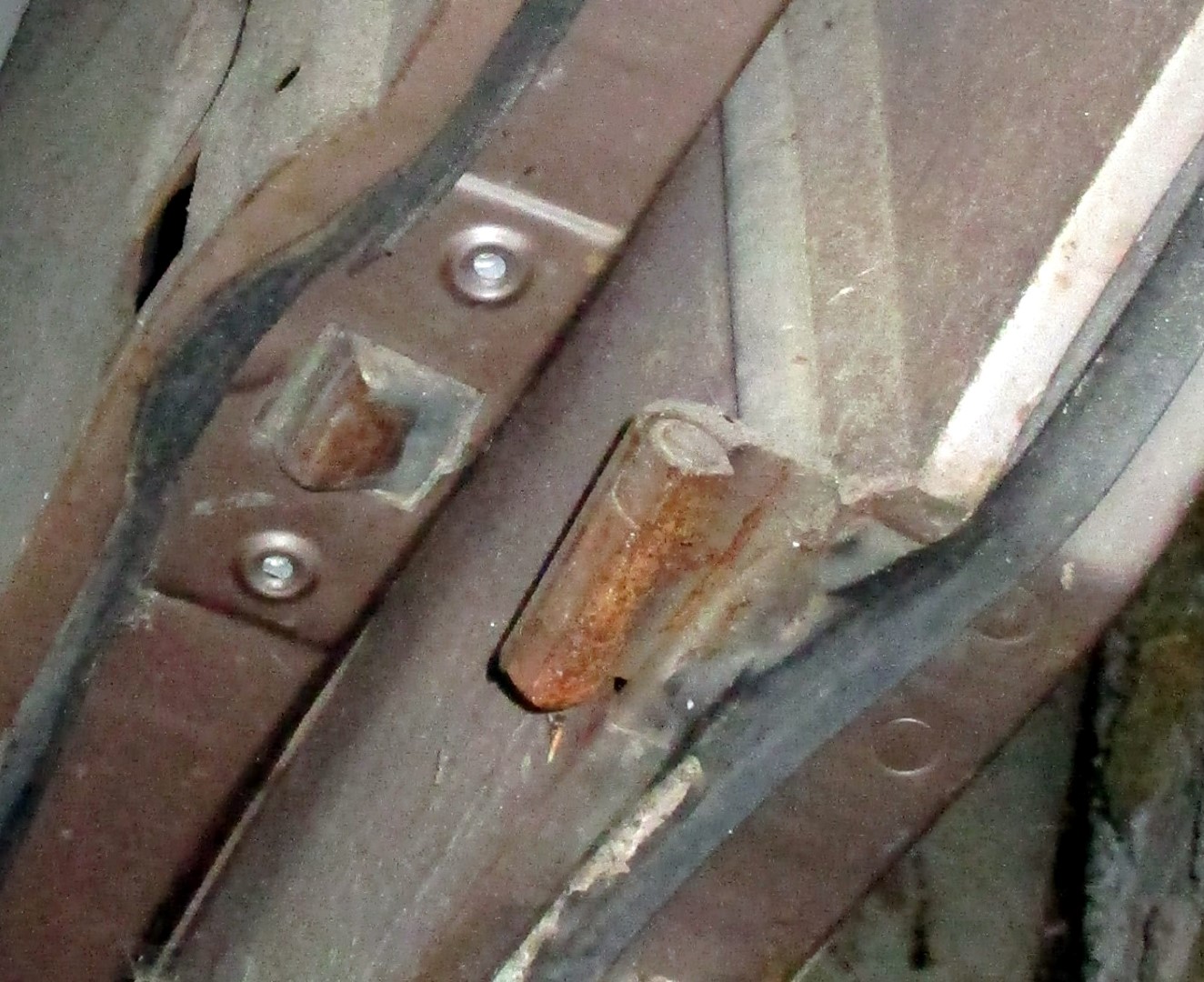 hinge (10).JPG, 332.39 kb, 1324 x 1080
