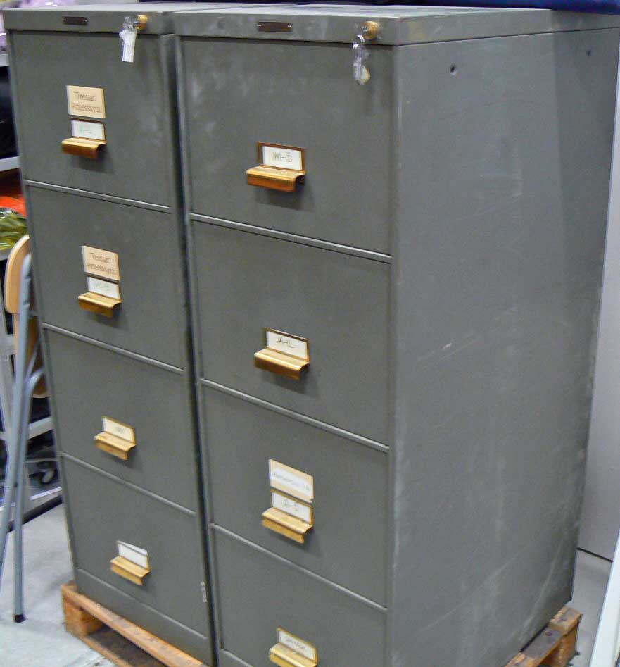 Hadar-Schmidt-1.jpg, 52.69 kb, 881 x 947