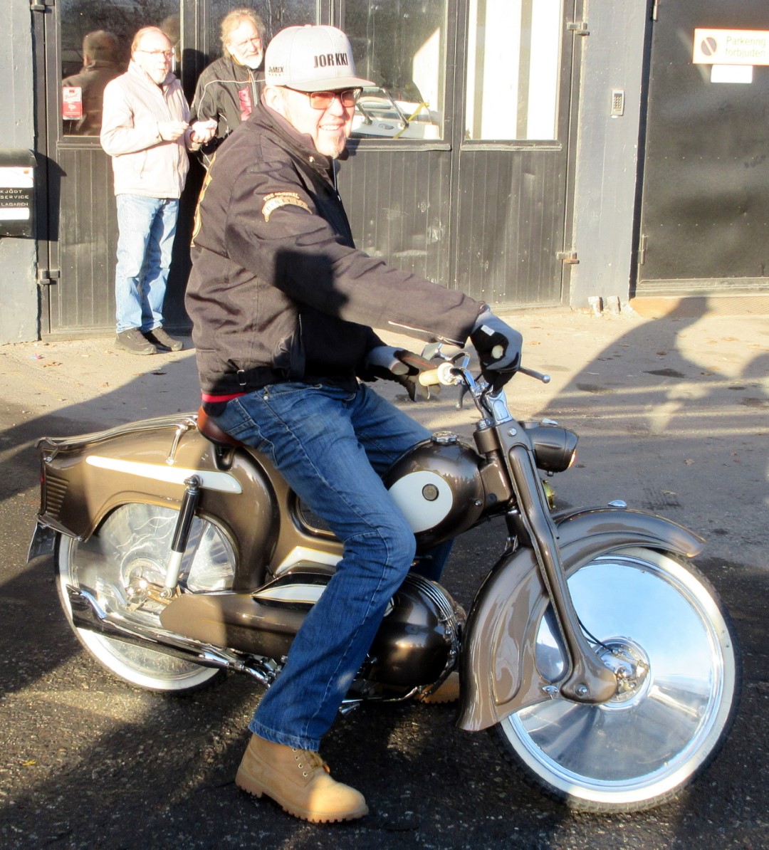 IMG_3531b (Large).jpeg, 360.69 kb, 1080 x 1194