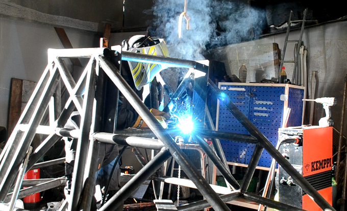 Monster truck rebuild.png, 532.17 kb, 680 x 413