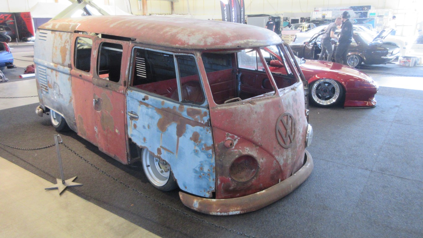 IMG_5589 (Medium).jpeg, 265.28 kb, 1366 x 767