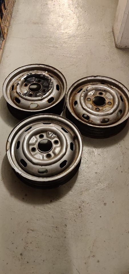 fälgar, vw till salu.jpg, 73.67 kb, 453 x 960