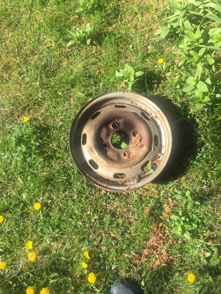 fjärde fälgen.jpg, 226.61 kb, 720 x 960