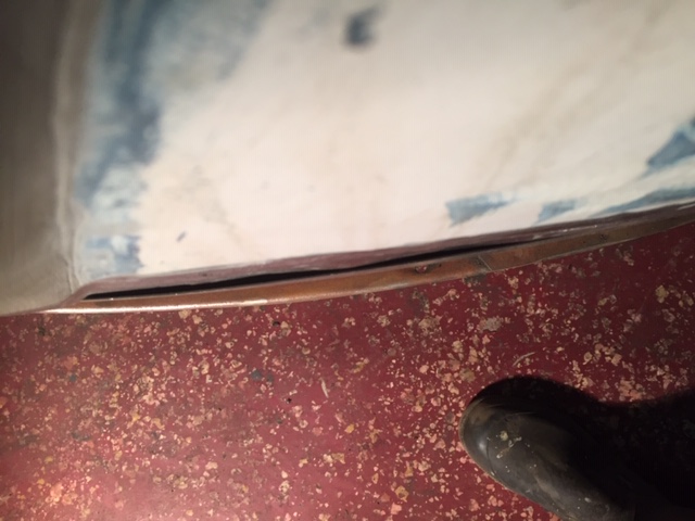 front buss.JPG, 95.46 kb, 640 x 480