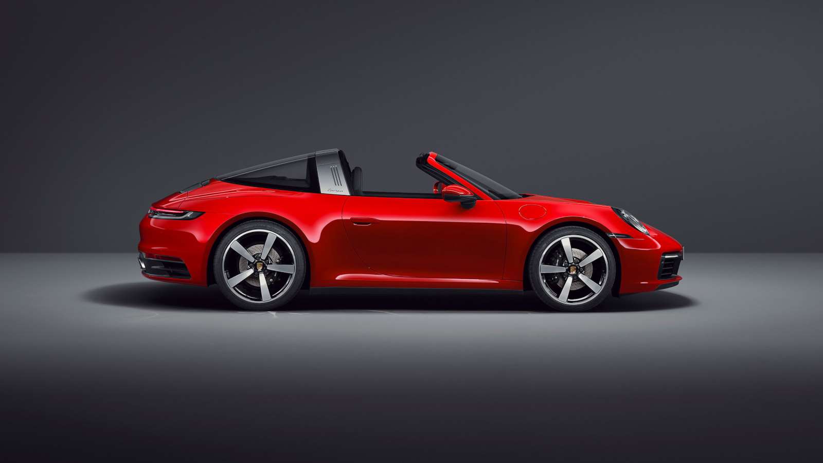 Porsche.jpg, 53.75 kb, 1600 x 900